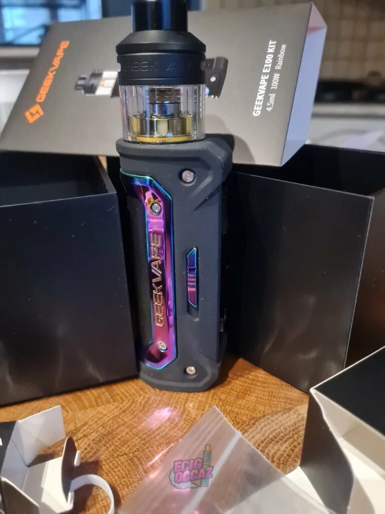 Geek Vape e100 avec 5 résistances neuves
