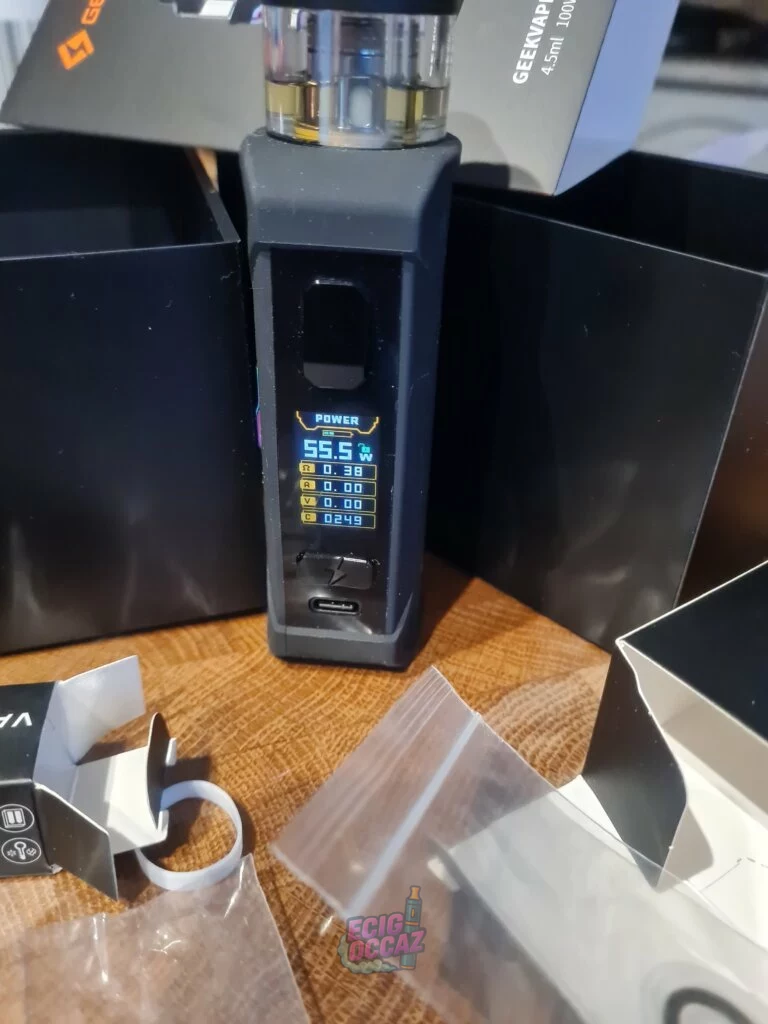Geek Vape e100 avec 5 résistances neuves