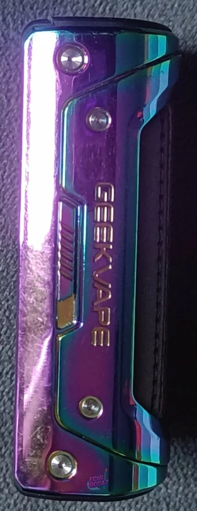 Geekvape T200 mod Kit AEGIS et 4 e-liquid