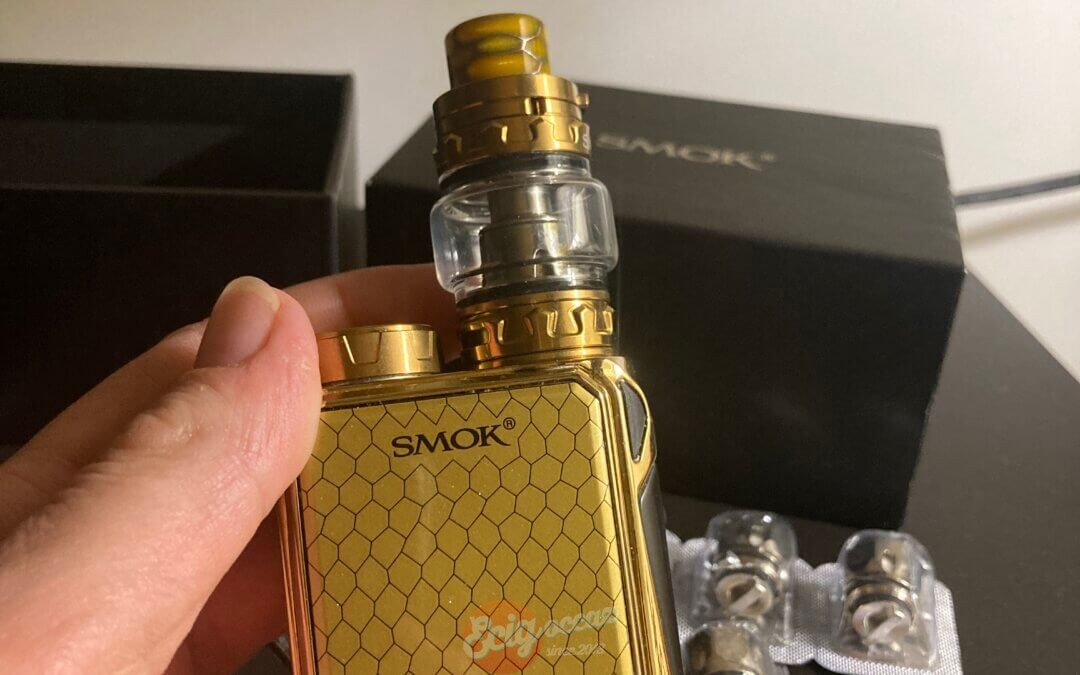 SMOK G-PRIV BABY KIT DORÉ PLUS BATTERIE ET 4 COILS
