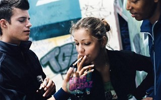 Comment aborder le sujet de la cigarette avec son adolescent ?