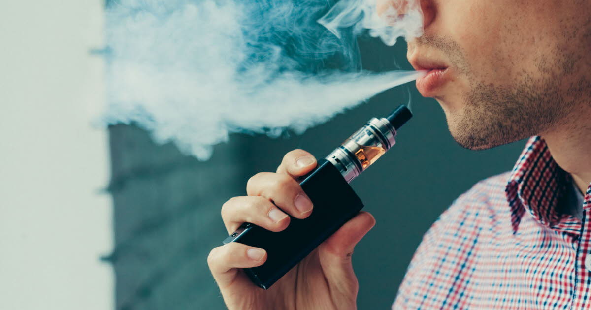 découvrez l'impact de la cigarette électronique sur la santé intestinale : effets potentiels, études récentes et conseils pour préserver votre équilibre digestif.