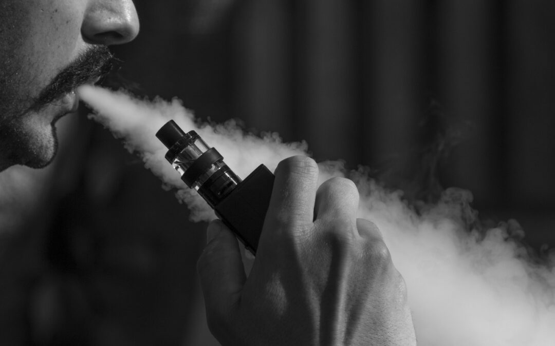 découvrez des conseils efficaces pour prévenir la toux causée par la cigarette électronique et profiter d'une expérience de vapotage plus agréable. solutions simples et astuces pour éviter l'irritation.