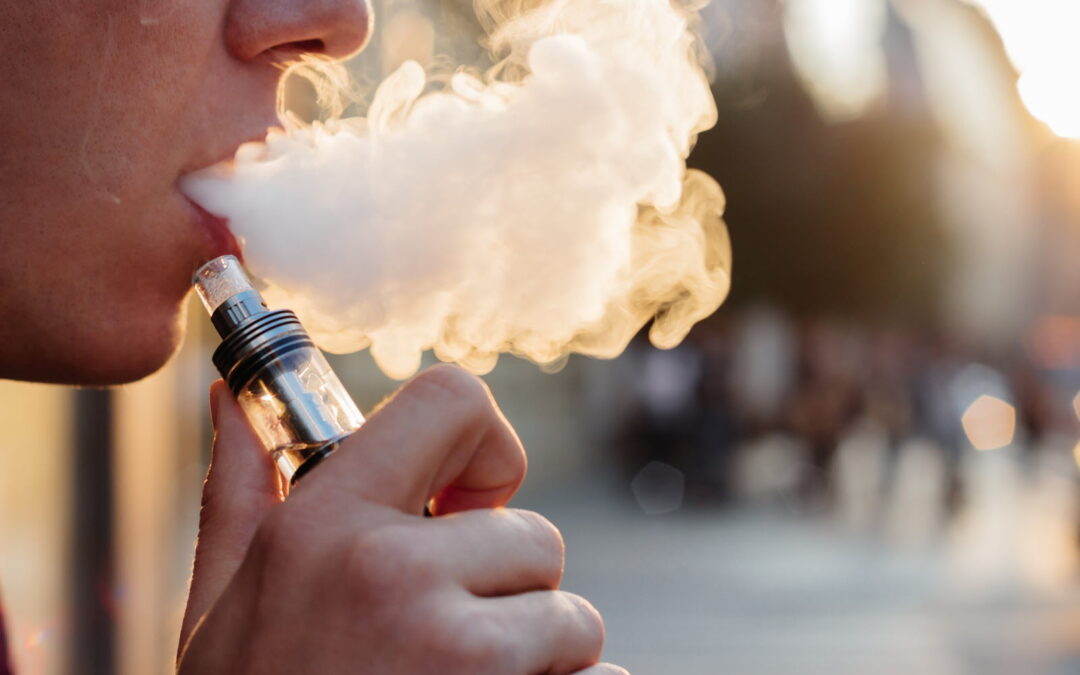 découvrez les risques pour les poumons liés à l’utilisation de la cigarette électronique à la menthe. effets sur la santé, dangers potentiels et conseils pour mieux comprendre les impacts de ce type de vapotage.