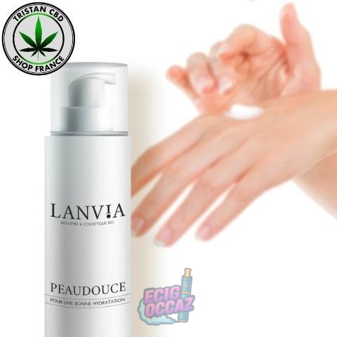 découvrez comment la crème au cbd offre une peau éclatante, hydrate en profondeur et apaise les irritations pour un teint naturellement lumineux.