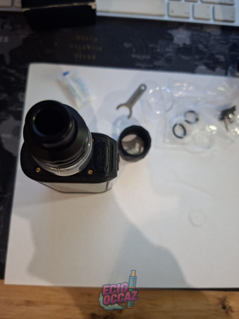 Geekvape Aegis X Zeus Kit 200W Vape Mod + boite resistances + liquides