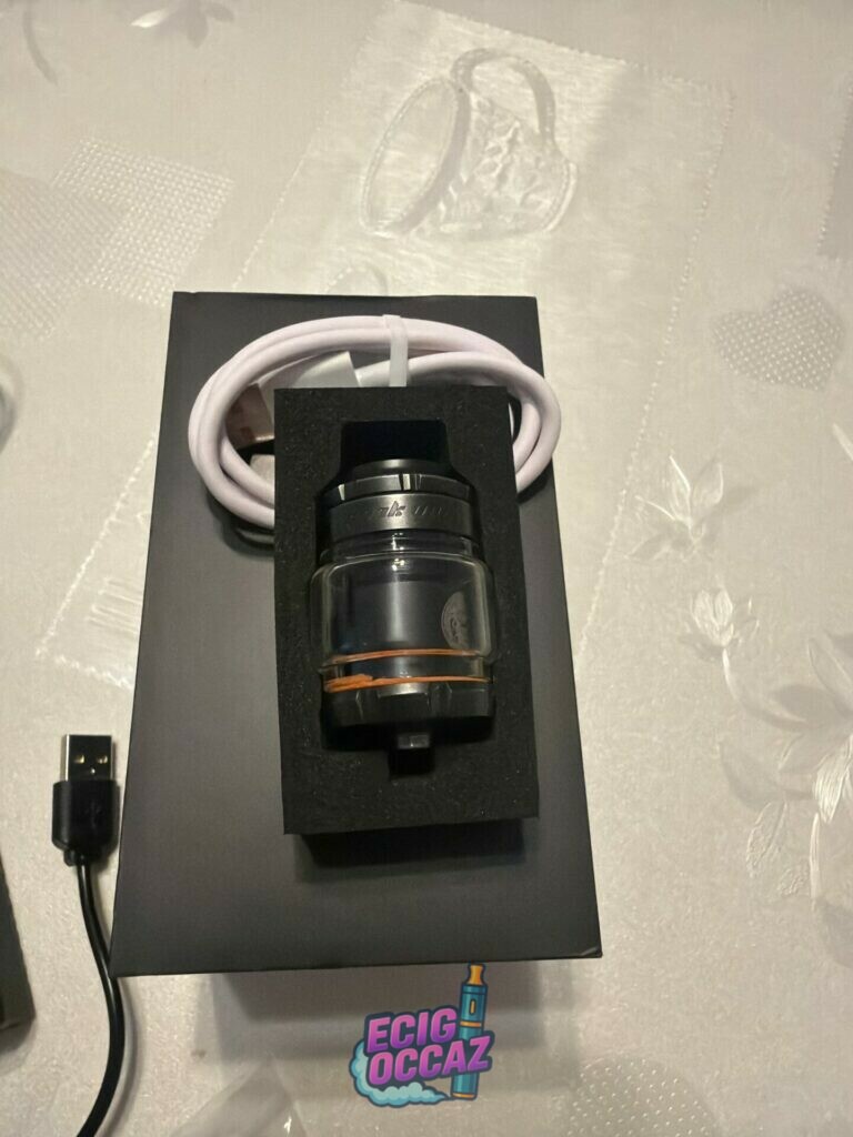 Kit complet Geekvape Aegis Solo 2 – 3 accus + chargeur + résistances