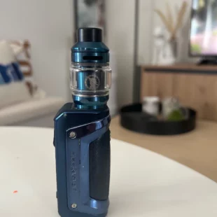 Cigarette geek vape