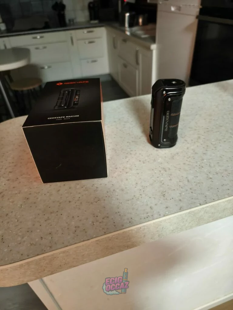 Geekvape max 100 vendu avec 3 accus 21700