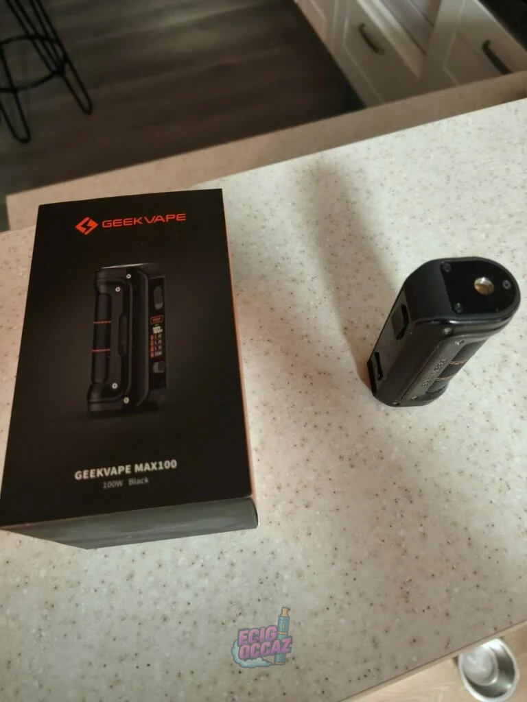 Geekvape max 100 vendu avec 3 accus 21700