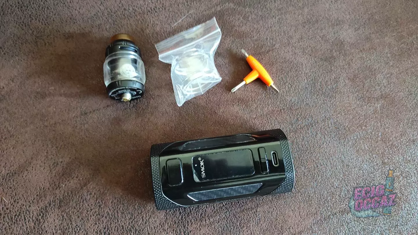 vend vapoteuse rigel de chez Smoktech et atomiseur reconstructible Zeus de chez geekvape