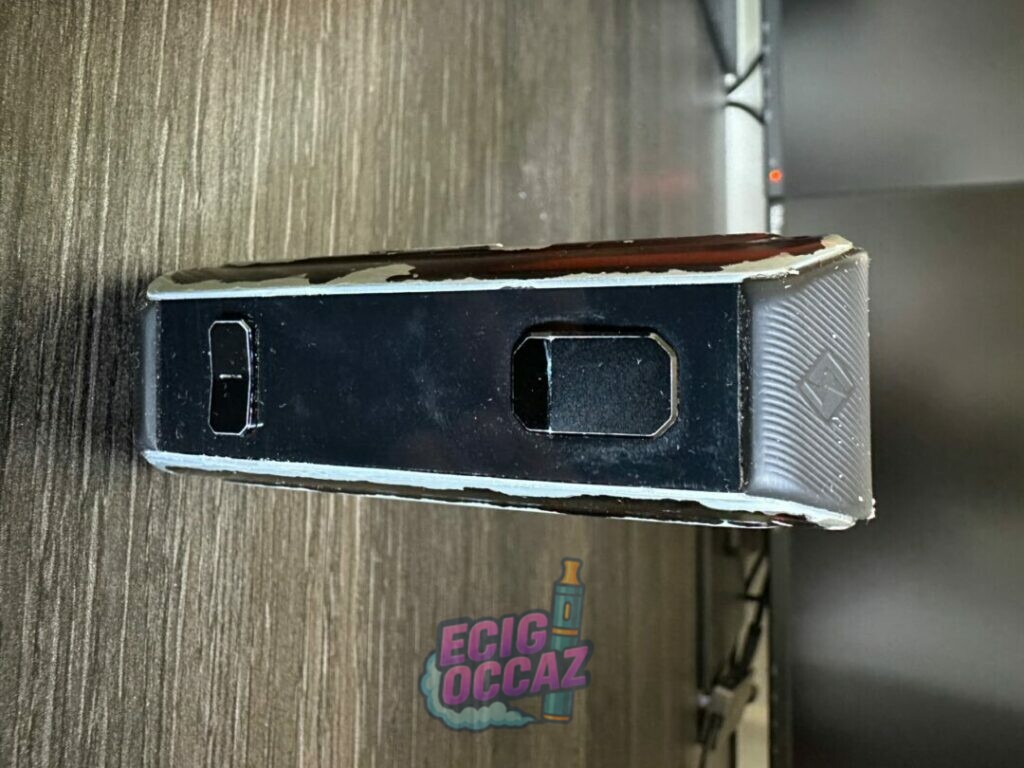 Box GeekVape Aegis Max100 100W câble et boîte