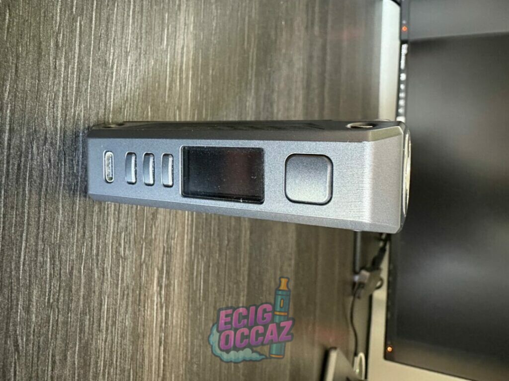Box Lost Vape Thelema Solo 100W carbone avec boîte et câble