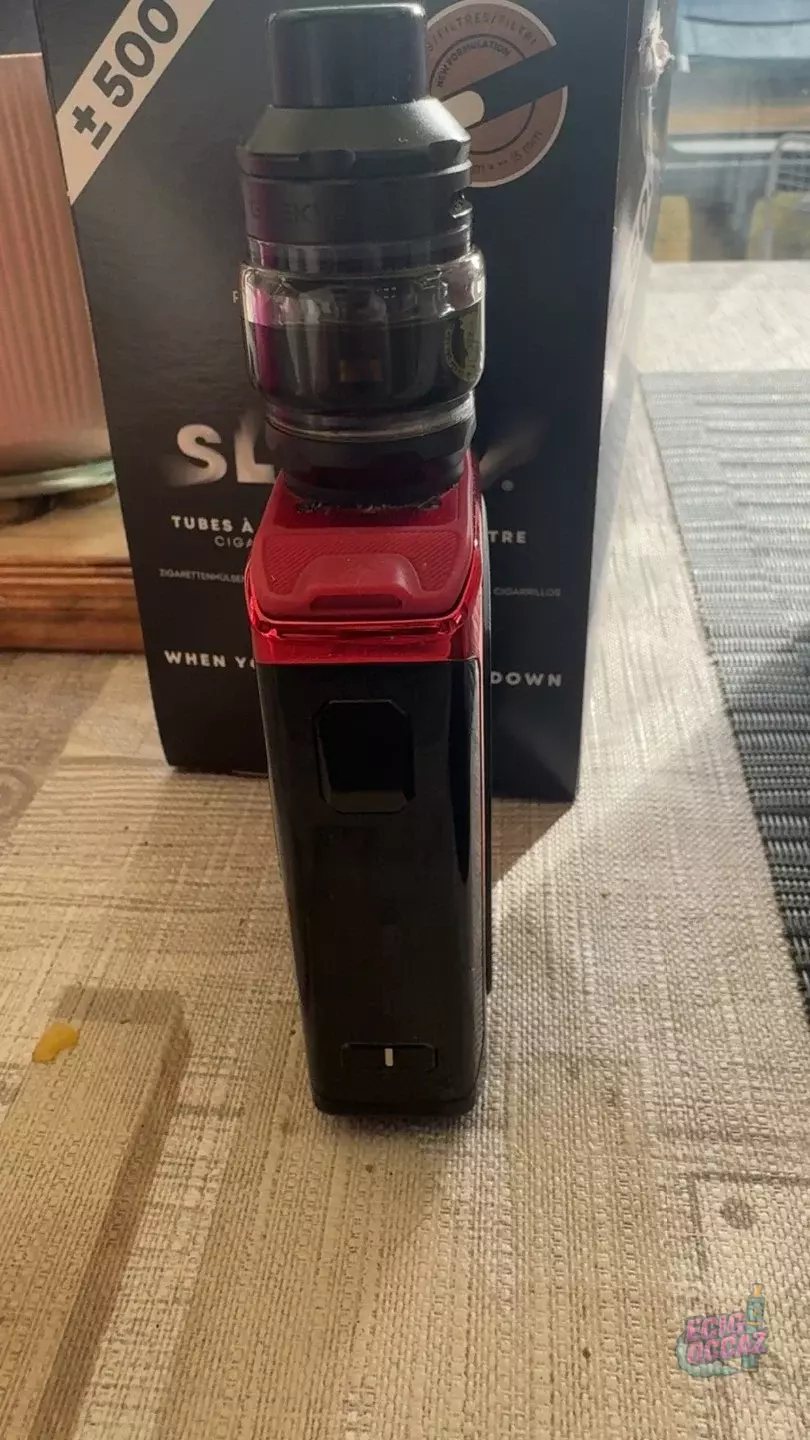 CE rouge