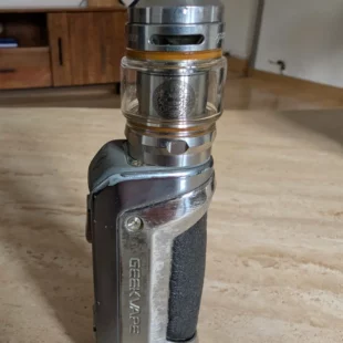 Kit Aegis Solo + Zeus Sub-Ohm + 2 accus + chargeur MPV  + 2 résistances