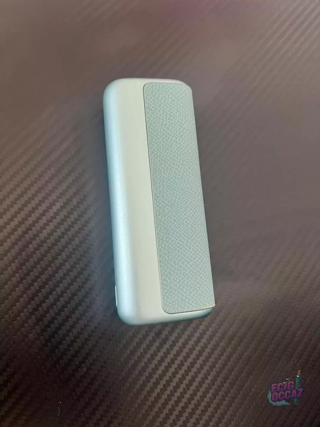 IQOS ILUMA bleu ciel cuir