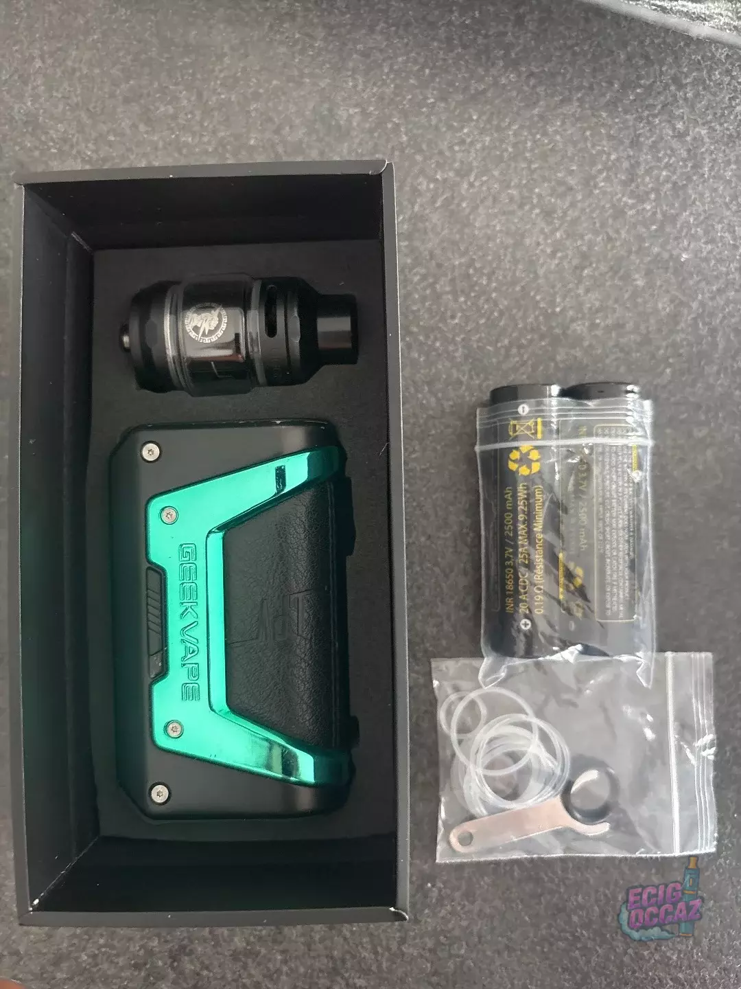 Kit GeekVape L200 LPV Édition + 2 accus 18650 3,7V
