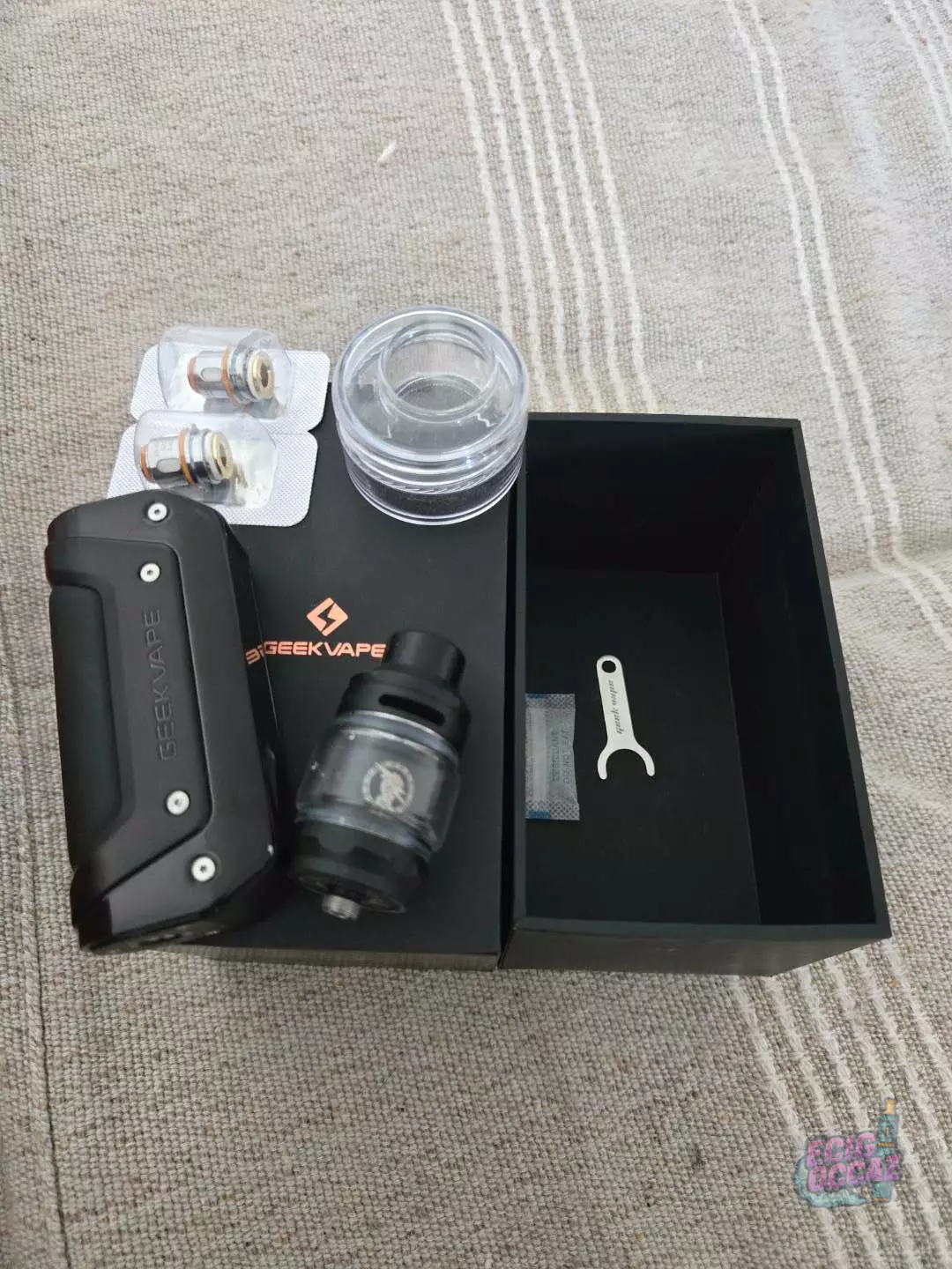 E-cigarette geek vape