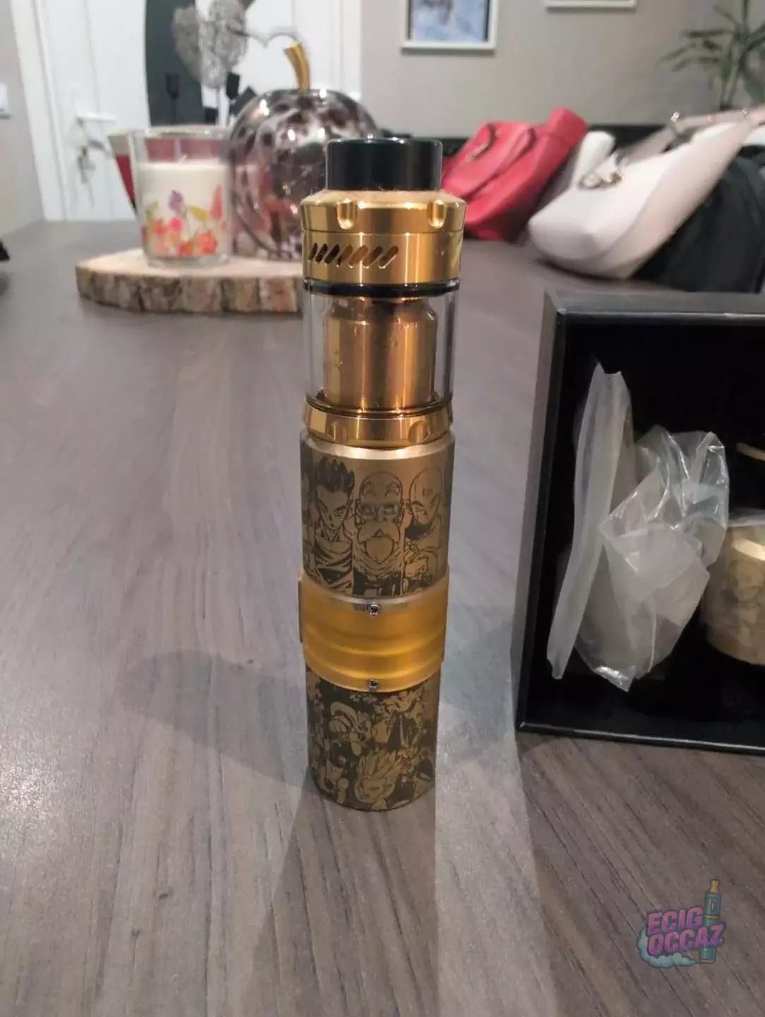 Tube Méca Dragon ball