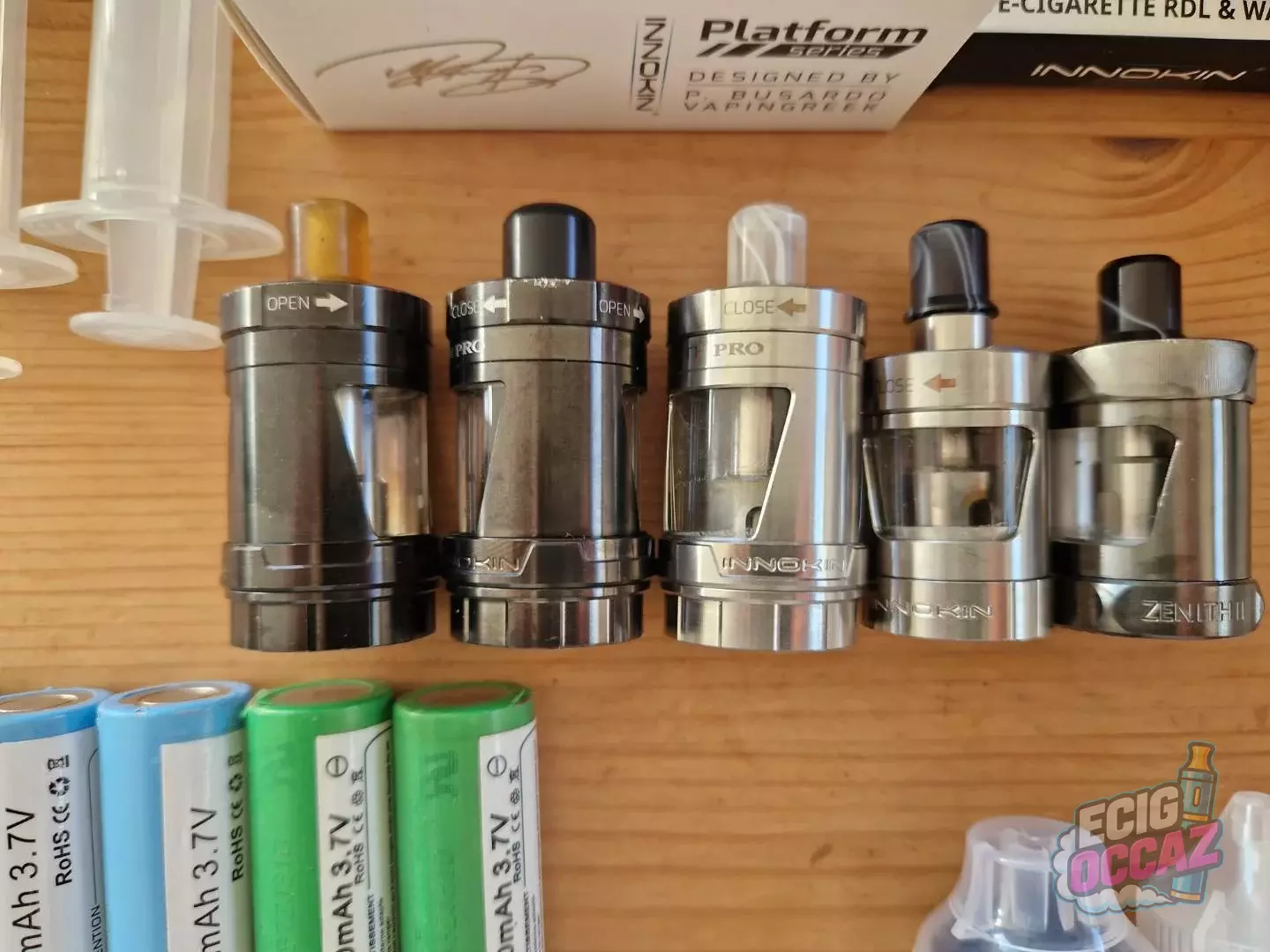 Lot complet vape MTL – 5 Zenith Pro + 2 box + 6 accus + DIY