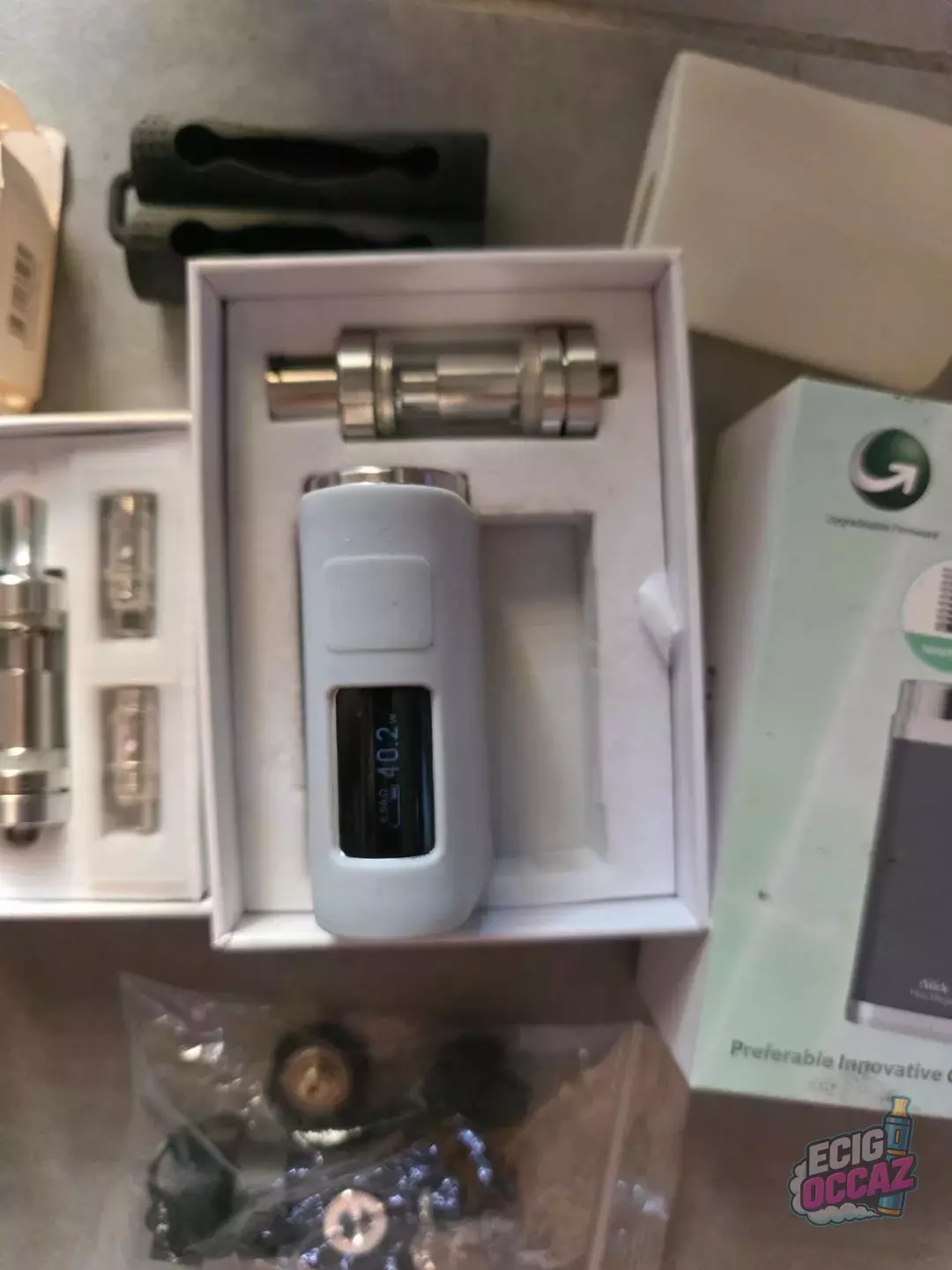 matériel Eleaf – box/mod + clearomiseur MELO III + accessoiresl