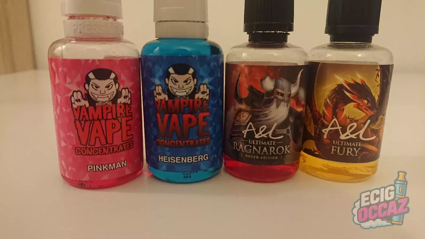 Kit Box Lost Vape Centaurus M200 (Midnight Blue) + Clearomiseur Zeus Max Geekvape (Rainbow)