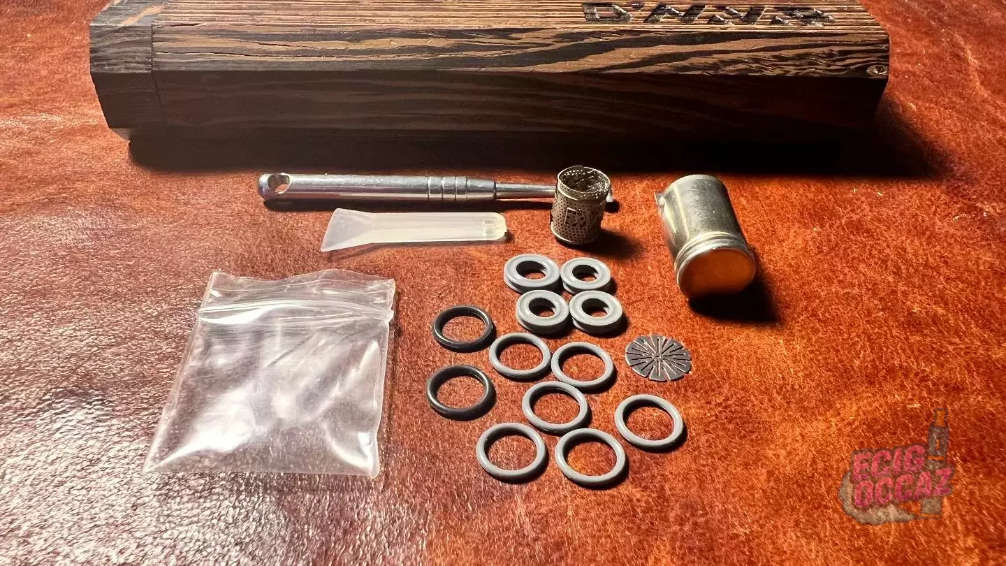DynaVap DynaStash Wenge + DynaCoil + Cap + accessoires – état proche du neuf