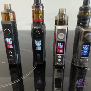 Vends  cigarettes électroniques avec accessoires, résistances, pièces de rechange, accus, chargeur, clearo et e-