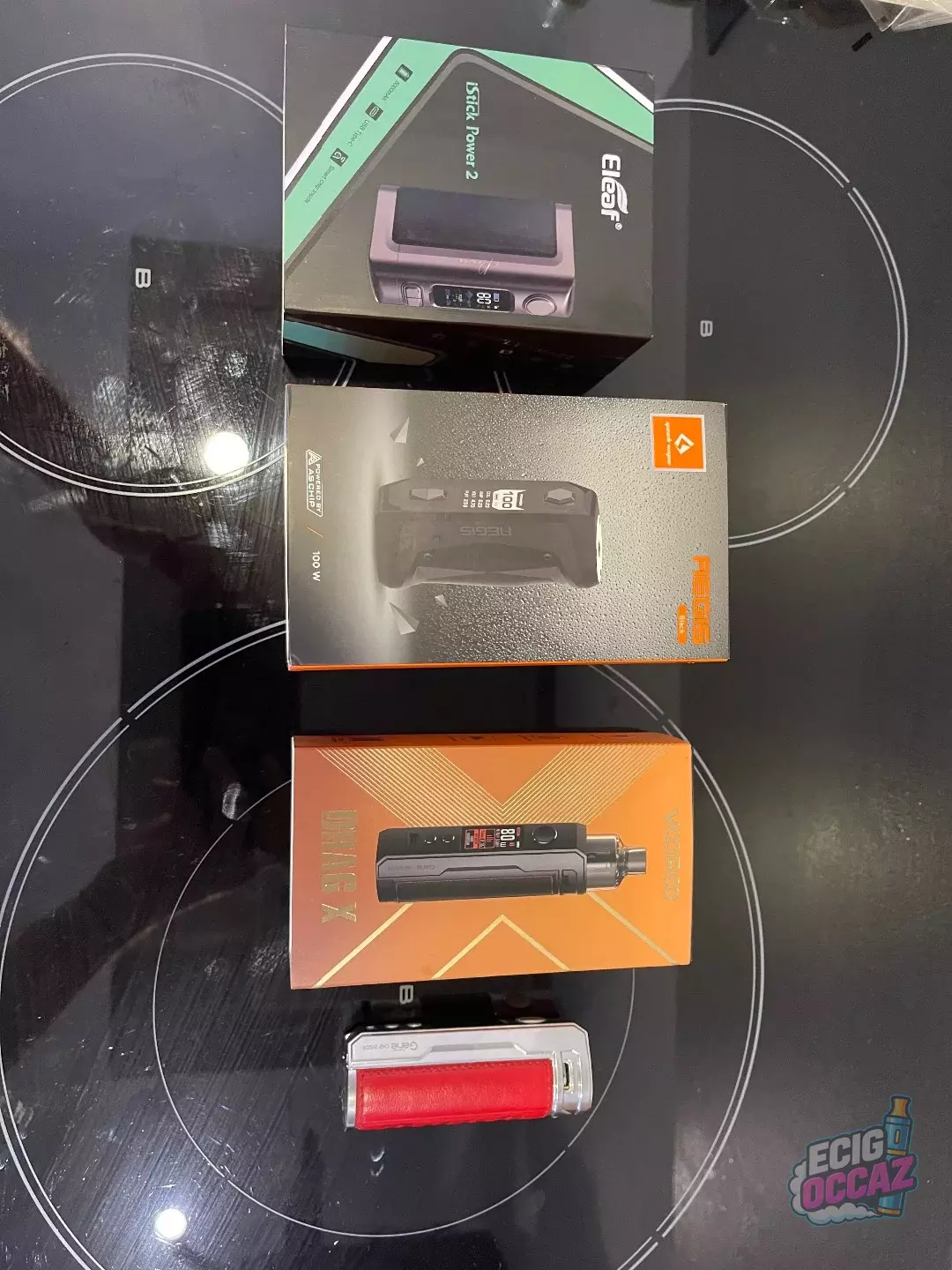 Vends  cigarettes électroniques avec accessoires, résistances, pièces de rechange, accus, chargeur, clearo et e-