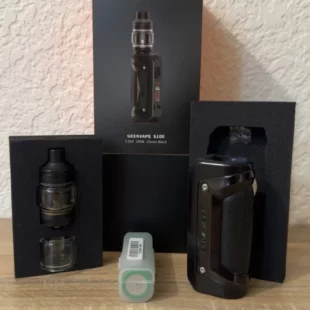 Geekvape S100 / Aegis Solo 2 100 W + clearomiseur
