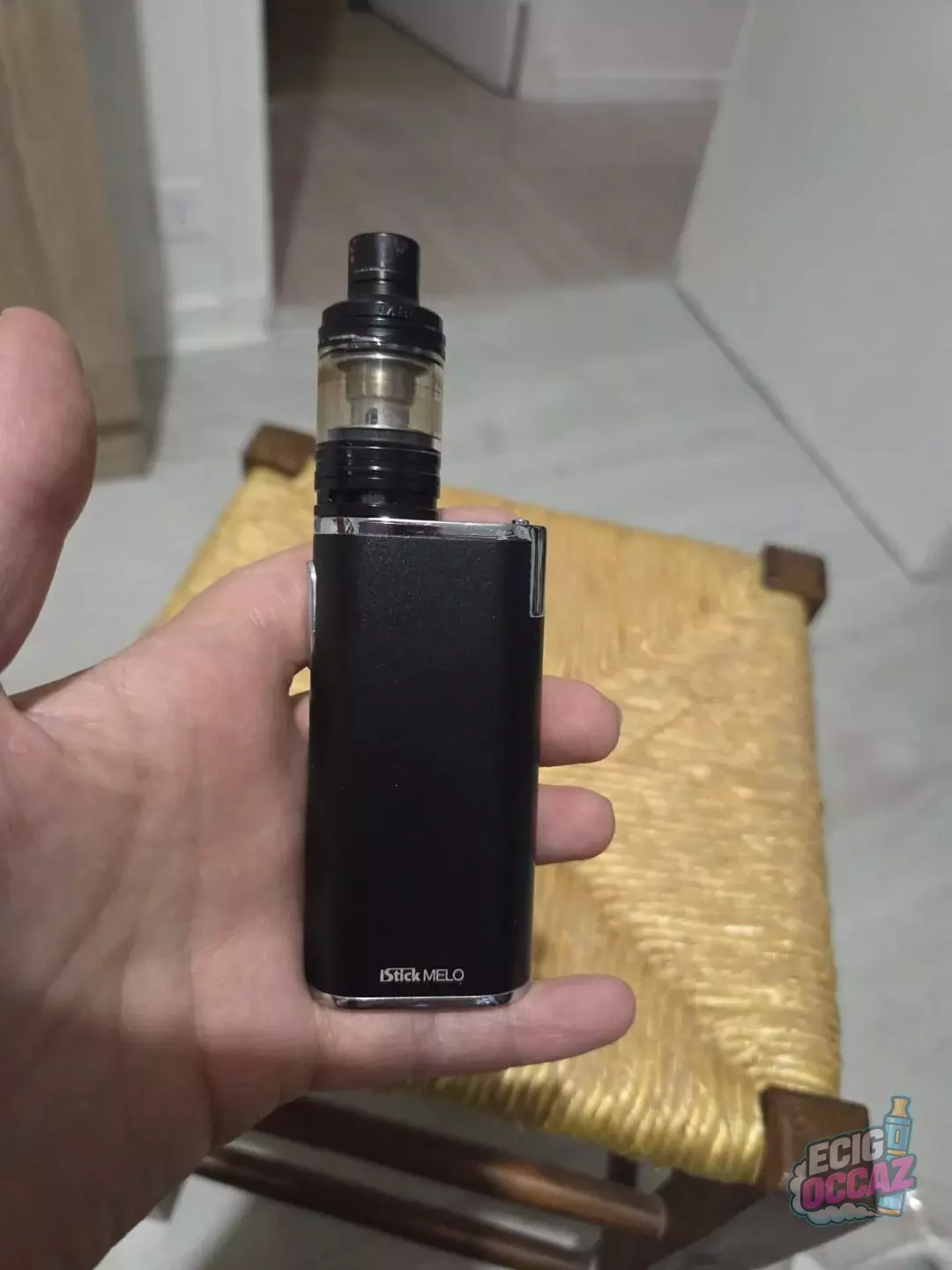 Vapoteuse seule sans accessoires iStick Melo noire