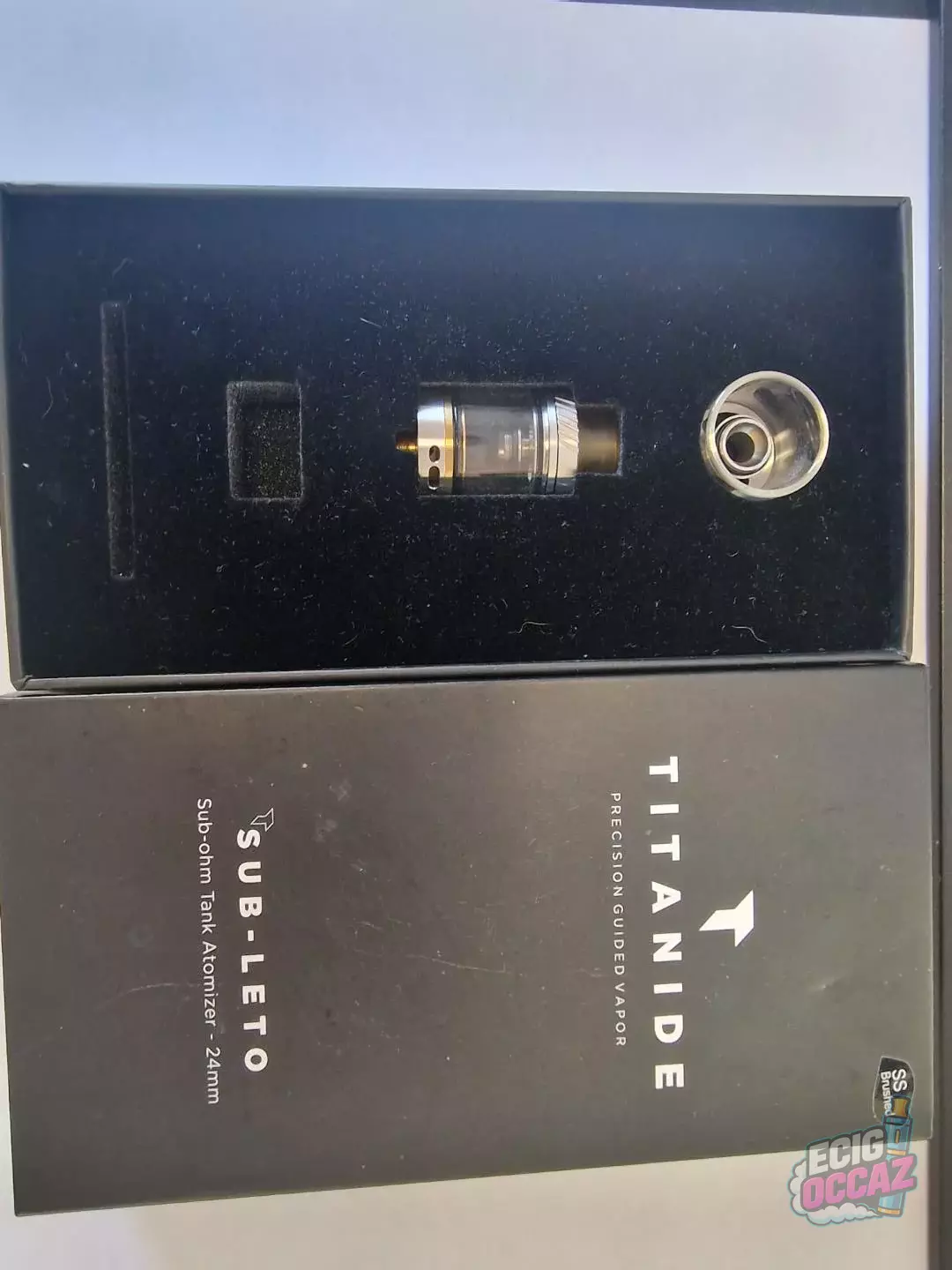 Titanide sub-leto