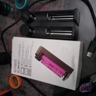 Chargeur d'acus