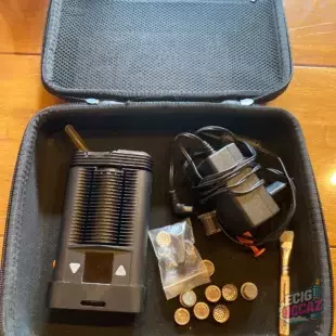 Vaporisateur Mighty Storz & Bickel + accessoires et housse de transport